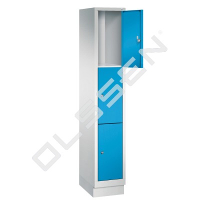 Metal locker with 3 compartments - narrow model (Polar)
